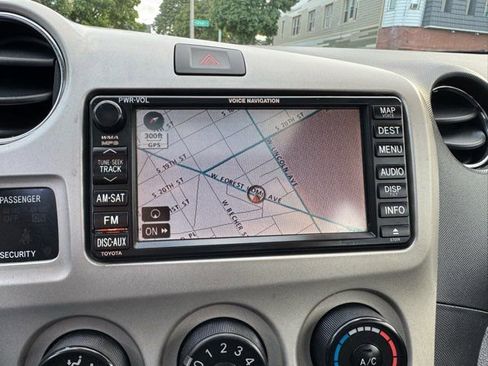 Used 2009 Toyota Matrix XRS image 16