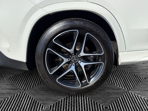 Certified 2024 Mercedes-Benz GLE 53 AMG 4MATIC image 9