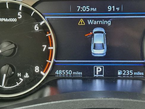 Used 2025 Nissan Altima 2.5 SV FWD image 19