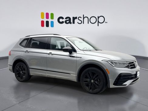 Used 2022 Volkswagen Tiguan SE R-Line AWD/4WD image 7