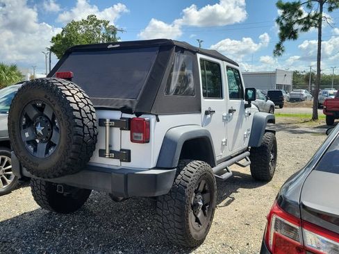 Used 2016 Jeep Wrangler Unlimited Sport w/ Quick Order Package 24S AWD/4WD image 3