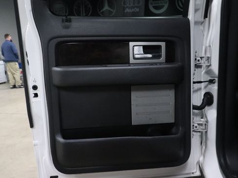 Used 2013 Ford F150 Platinum image 17