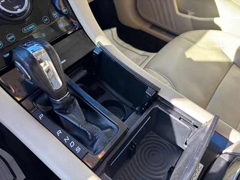 Used 2018 Ford Taurus Limited image 56