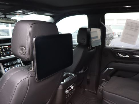 Used 2024 GMC Yukon Denali w/ Denali Reserve Package AWD/4WD image 14