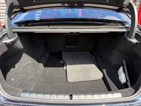 Used 2023 BMW 740i image 39