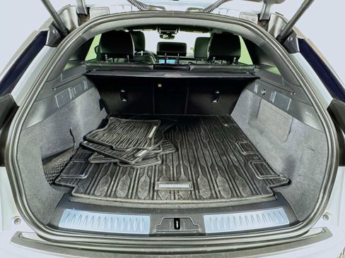 Used 2025 Land Rover Range Rover Velar Dynamic SE image 26