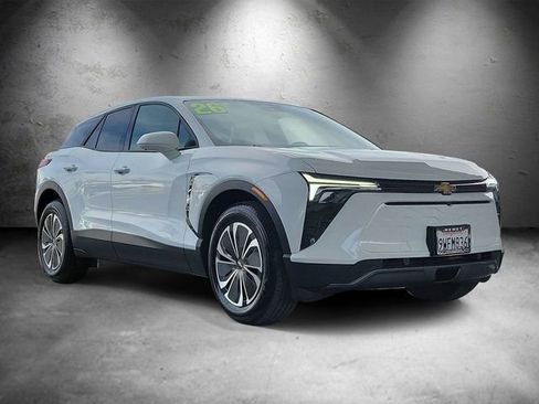 New 2026 Chevrolet Blazer EV LT FWD image 2