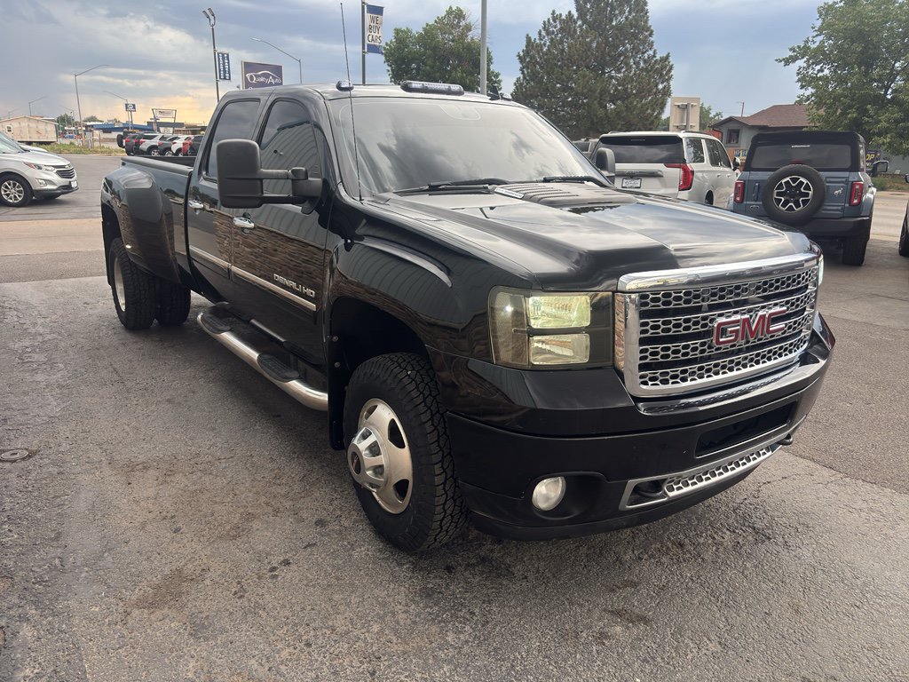 Used 2014 GMC Sierra 3500 Denali AWD/4WD image 3