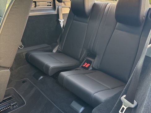 Certified 2023 Mercedes-Benz GLE 450 4MATIC image 9