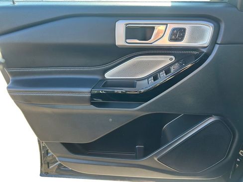 Used 2024 Ford Explorer ST w/ Equipment Group 401A image 18