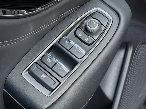 Used 2020 Subaru Outback Limited image 22