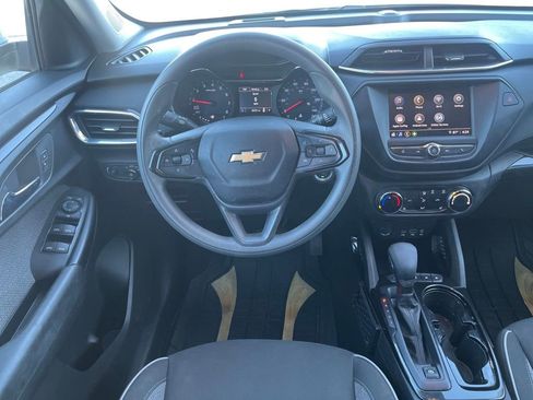 Used 2023 Chevrolet TrailBlazer LT image 15