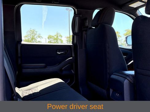 Used 2023 Nissan Frontier Pro-X w/ Technology Package RWD image 8