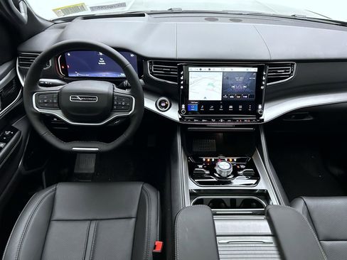 New 2026 Jeep Grand Wagoneer Limited AWD/4WD image 13