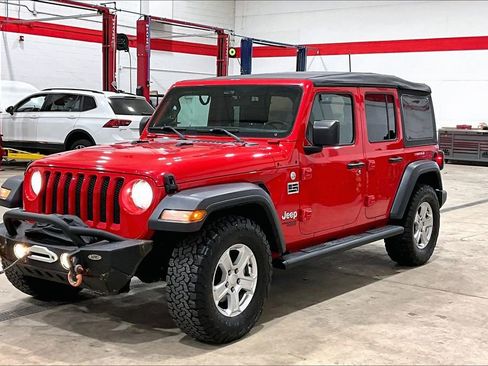 Used 2018 Jeep Wrangler Unlimited Sport S image 31