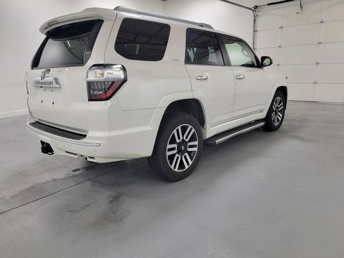 Used 2014 Toyota 4Runner Limited image 8