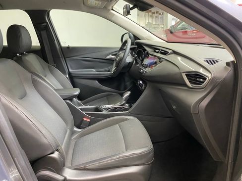 Used 2022 Buick Encore GX Select w/ Sport Touring Package FWD image 11