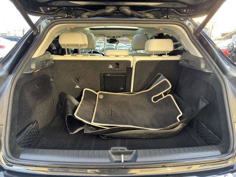 Used 2019 Mercedes-Benz GLA 250 4MATIC image 32