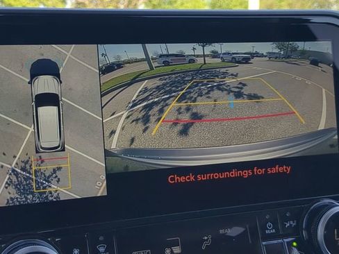 New 2026 Toyota Highlander Limited image 21