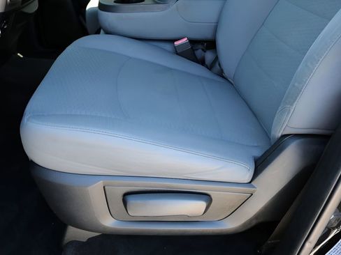 Used 2017 RAM 2500 SLT RWD image 14