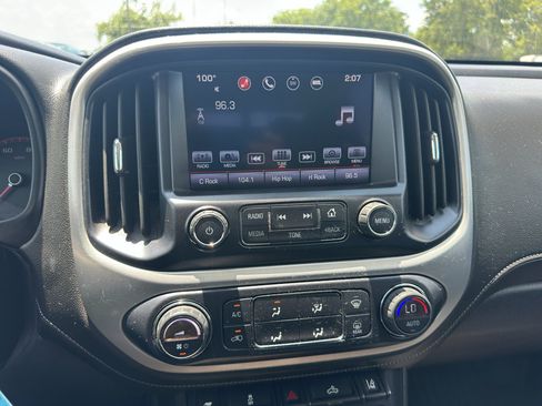Used 2016 GMC Canyon SLT w/ Driver Alert Package RWD image 16