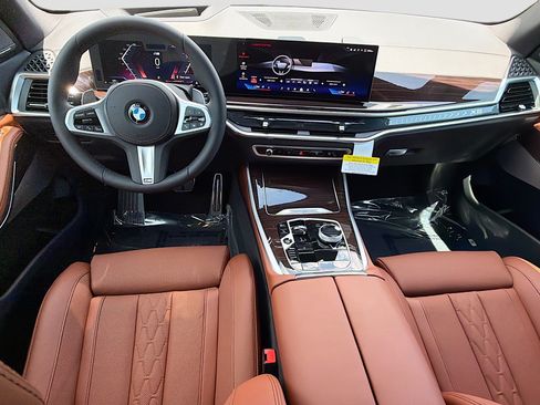 New 2026 BMW X5 xDrive40i w/ Executive Package AWD/4WD image 16