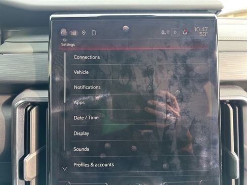 Used 2024 GMC Acadia AT4 image 43