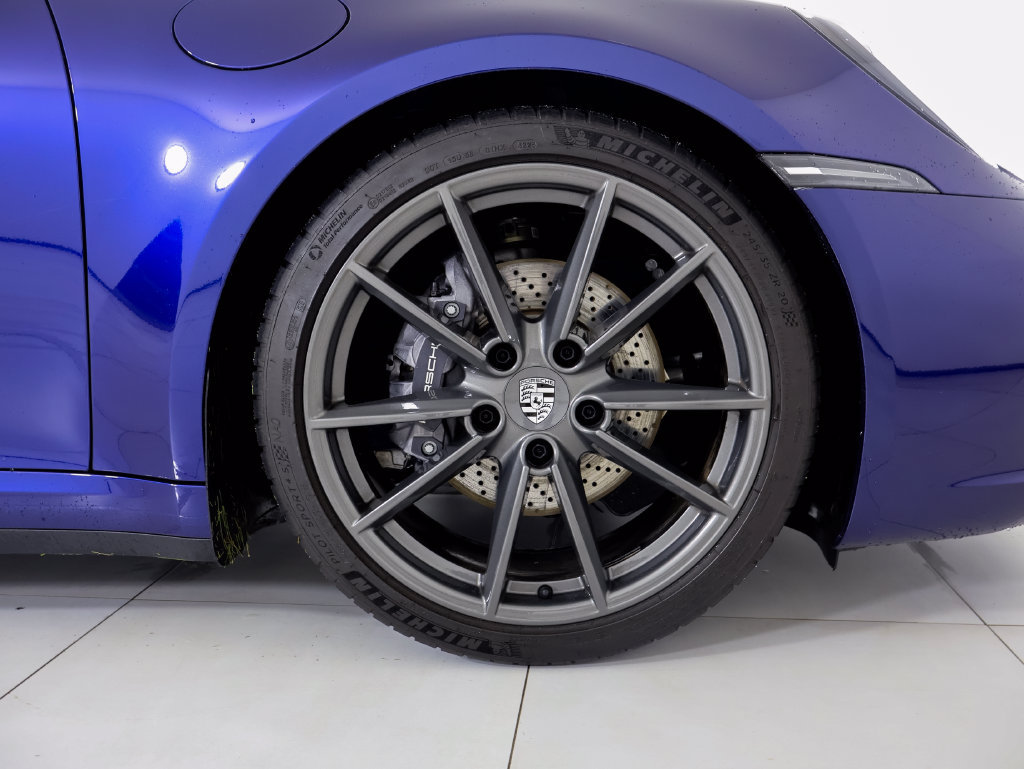 Certified 2023 Porsche 911 Carrera T RWD image 23
