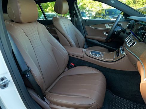 Used 2022 Mercedes-Benz E 450 4MATIC All-Terrain Wagon w/ Sun Protection Package image 36