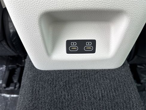 New 2025 Genesis G70 2.5T image 22