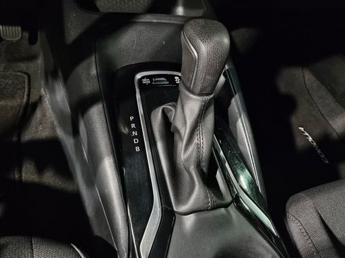 Used 2023 Toyota Corolla SE image 31