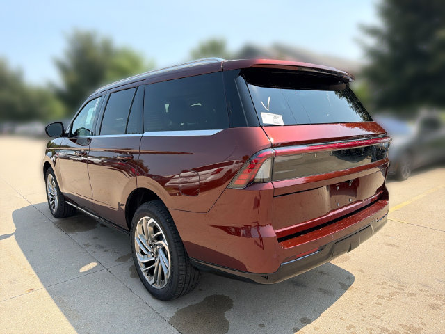 New 2027 Lincoln Navigator Reserve AWD/4WD image 8