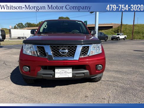 Used 2021 Nissan Frontier SV w/ SV Utility Package image 2