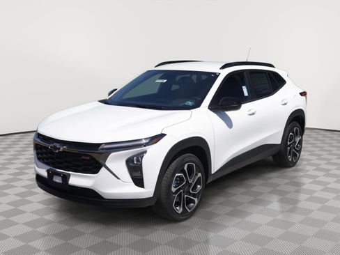 New 2026 Chevrolet Trax RS FWD image 8