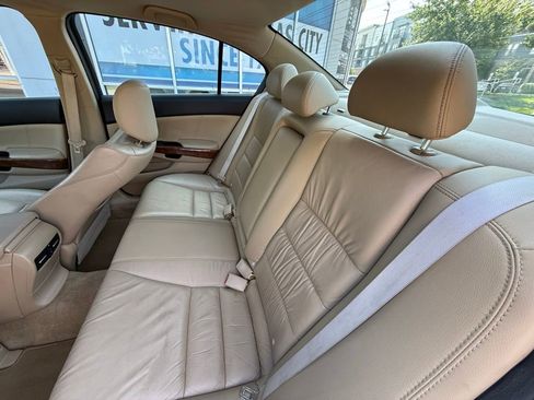 Used 2012 Honda Accord EX-L image 29