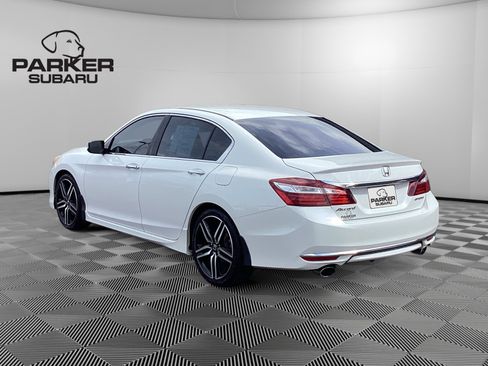 Used 2017 Honda Accord Sport image 3