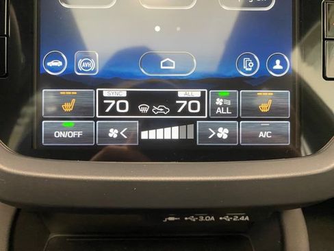 Used 2025 Subaru Forester Limited AWD/4WD image 16