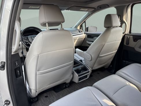 Used 2023 Honda Odyssey EX-L image 25