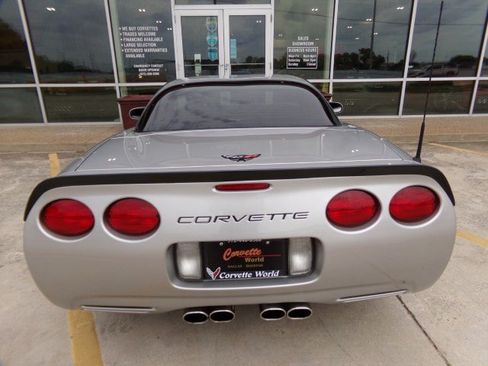 Used 2004 Chevrolet Corvette Z06 RWD image 7
