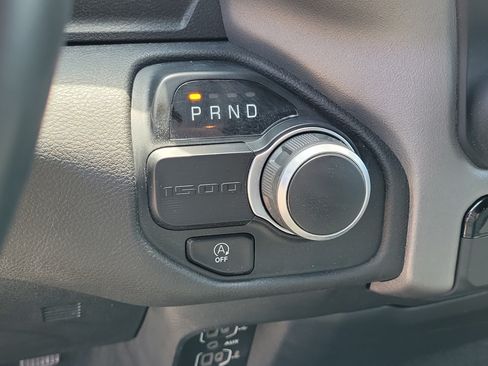 Used 2024 RAM 1500 Big Horn RWD image 27