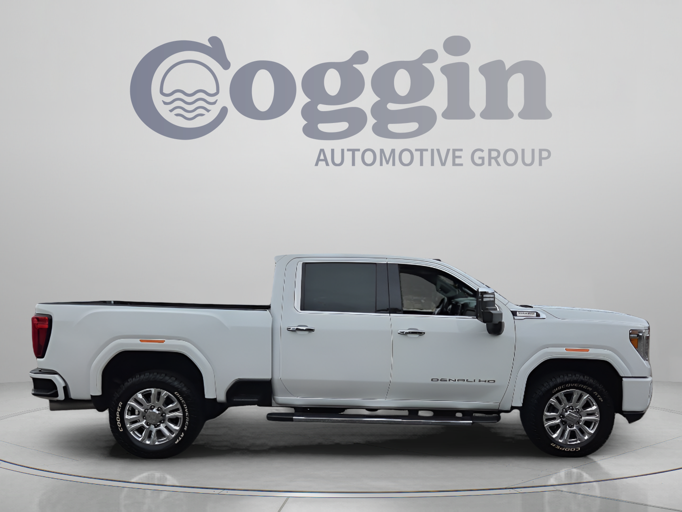 Certified 2020 GMC Sierra 3500 Denali w/ Denali Ultimate Package AWD/4WD image 6