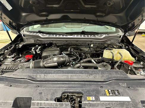 Used 2025 Ford F250 XLT w/ Snow Plow Prep Package AWD/4WD image 11