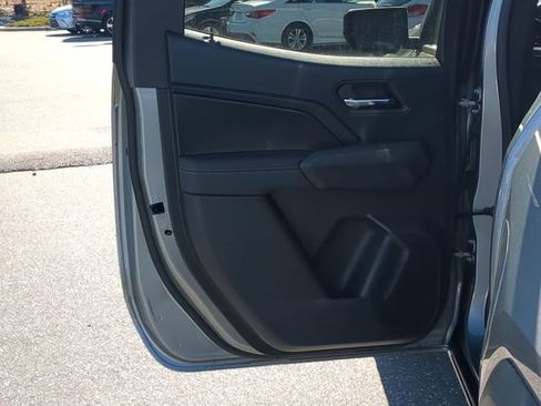 New 2026 GMC Canyon Elevation w/ Convenience Package image 37