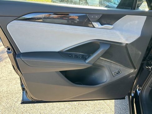 New 2026 Volkswagen Tiguan SE R-Line image 17