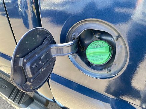 Used 2008 Ford F350 Lariat image 26