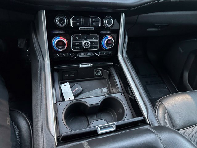 Used 2022 GMC Yukon XL Denali w/ Denali Ultimate Package AWD/4WD image 26