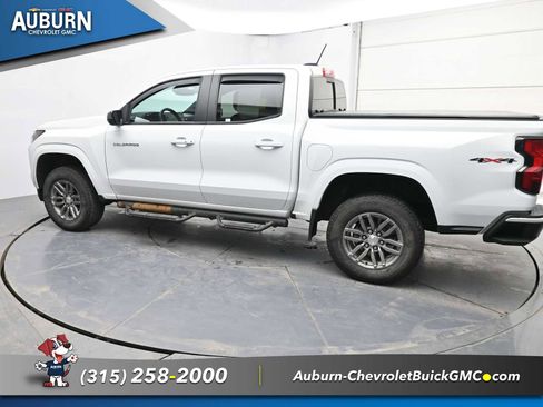 Certified 2024 Chevrolet Colorado LT w/ LT Convenience Package II image 14
