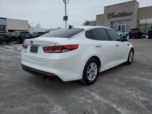 Used 2016 Kia Optima LX image 3