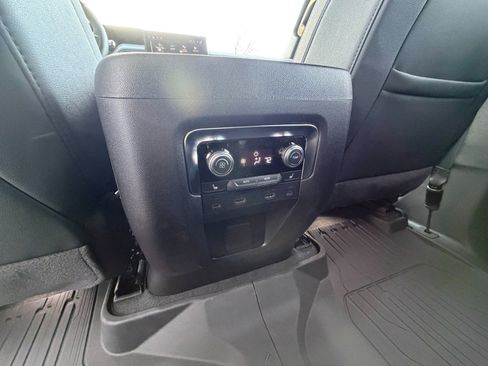 New 2026 GMC Yukon Elevation w/ Elevation Premium Package image 27