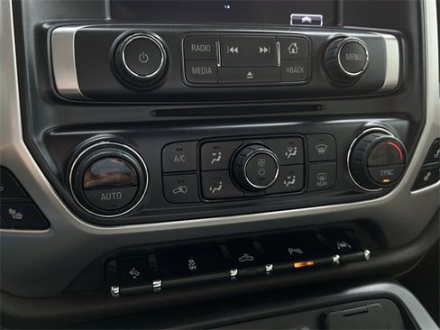 Used 2017 GMC Sierra 1500 SLT w/ Enhanced Driver Alert Package image 21